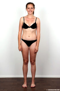 Skinny babe Anna Taylor